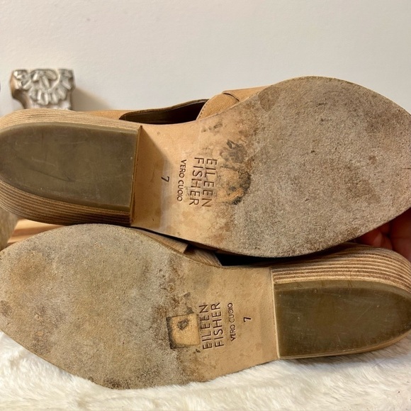 Eileen Fisher Cluster Leather Crisscross Bootie Size 7 - Picture 14 of 14